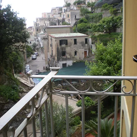 L'argine Fiorito Hotel Atrani