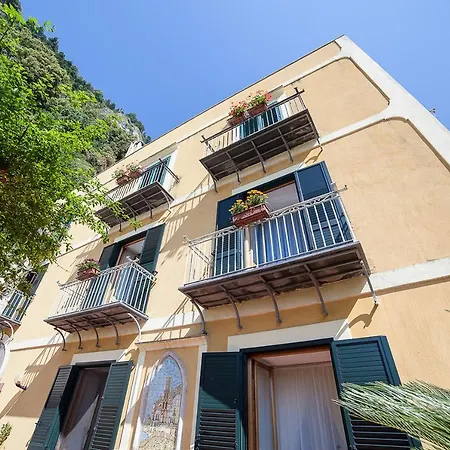 L'argine Fiorito 2* Atrani